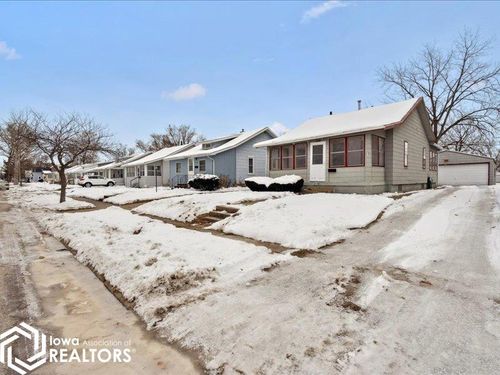 2136 S Central Ave, Burlington, IA, 52601-3550 | Card Image