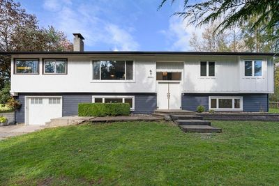 24991 100 Ave, House other with 5 bedrooms, 2 bathrooms and 20 parking in Maple Ridge BC | Image 1