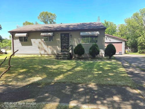 1422 Chatham Drive, Saginaw, MI, 48601 | Card Image