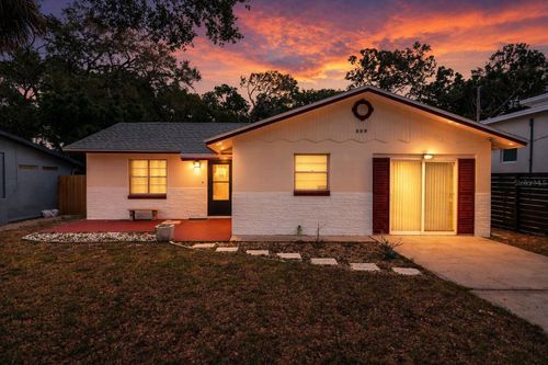 805 E 11th Ave, NEW SMYRNA BEACH, FL, 32169-3303 | Card Image