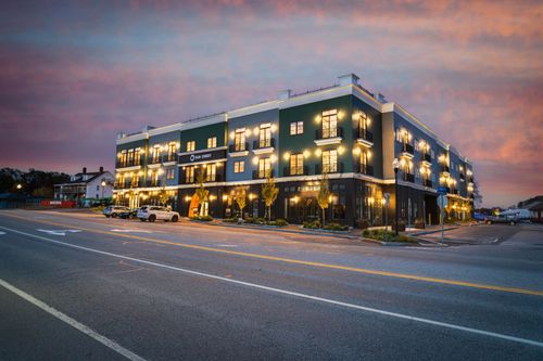 306-51 Elm St, Laconia, NH, 03246-2415 | Card Image