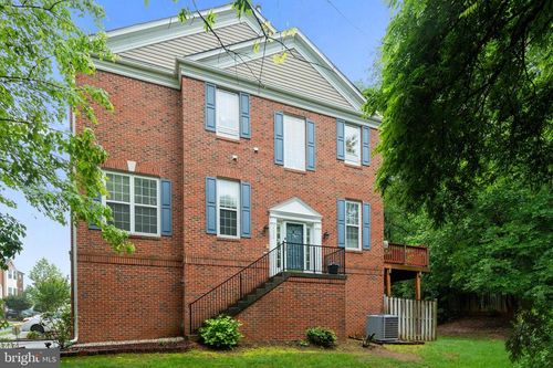4000 Timber Oak Trl, FAIRFAX, VA, 22033-6222 | Card Image