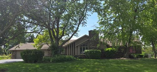 12N320 Jackson Dr, Elgin, IL, 60124-4834 | Card Image