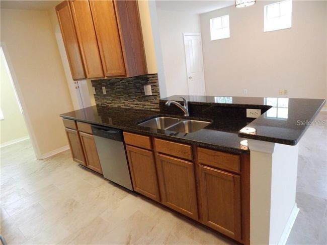6127 Fishhawk Crossing Blvd, Townhouse with 3 bedrooms, 3 bathrooms and null parking in Lithia FL | Image 7