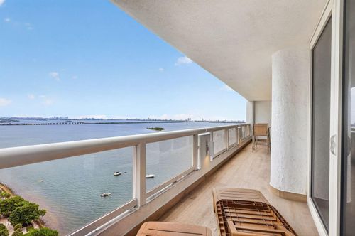 a-2935-1717 N Bayshore Dr, Miami, FL, 33132-1164 | Card Image