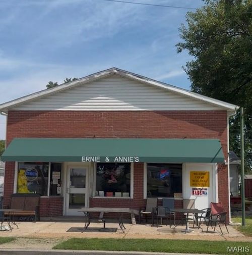 931 & 935 Niedringhaus Avenue, Granite City, IL, 62040 | Card Image