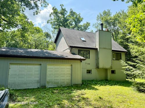 130 Autumn Ln, Jim Thorpe, PA, 18229-2701 | Card Image