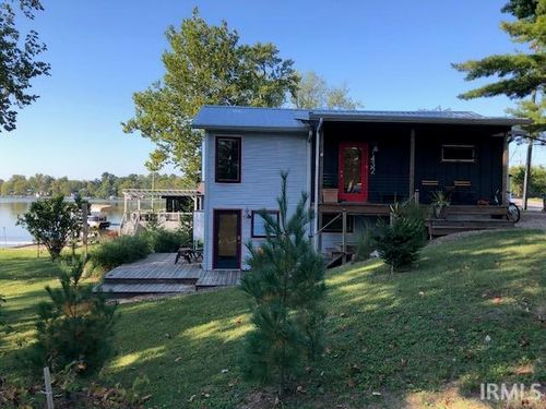 1432 N Lake Shore Dr, Kewanna, IN, 46939-9592 | Card Image