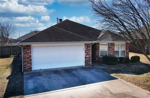 4001 Sw Carriageway Ave, Bentonville, AR, 72712-7532 | Card Image