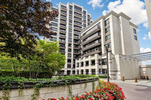 901-38 Cedarland Dr, Markham, ON, L6G0G7 | Card Image