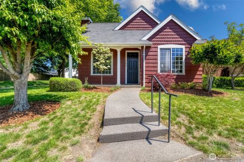 705 Se Creekside Dr, College Place, WA, 99324-1680 | Card Image