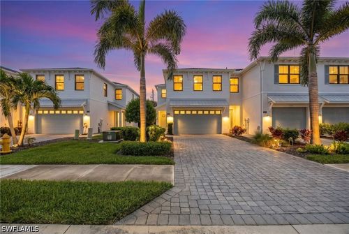 12964 Pembroke Dr, NAPLES, FL, 34105-5099 | Card Image