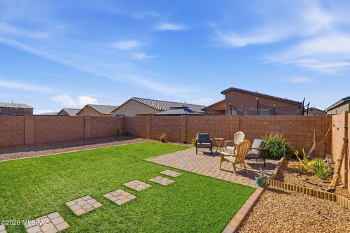 7168 W Vineridge Dr, Tucson, AZ, 85757-0154 | Card Image