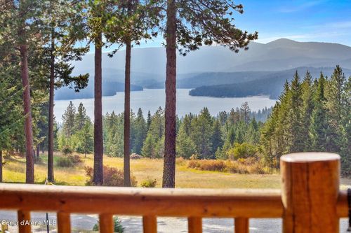 8562 S Gozzer Rd, Harrison, ID, 83833-9414 | Card Image