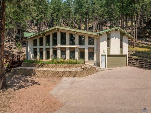 12990 Old Hill City Rd, Keystone, SD, 57751-6622 | Card Image