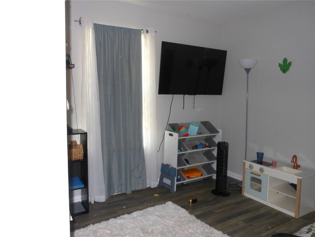 206 Royal St, House other with 3 bedrooms, 2 bathrooms and null parking in Cleburne TX | Image 9