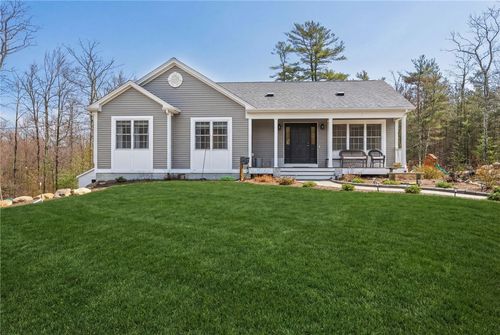 380 Ledge Rd, Coventry, RI, 02816-4943 | Card Image