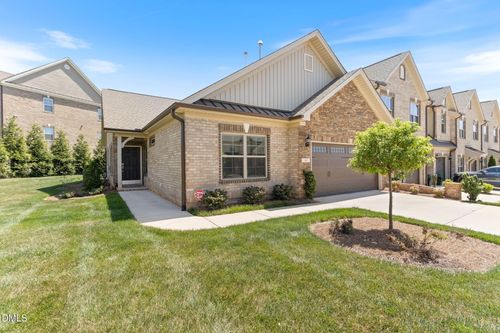 985 Bonanza Ln, Mebane, NC, 27302-9986 | Card Image