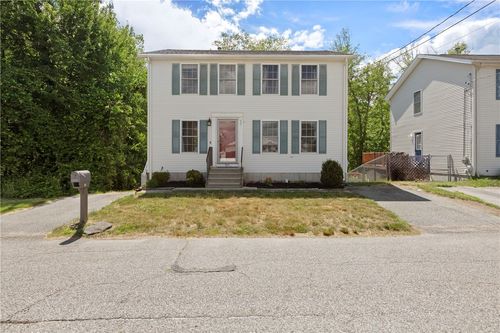 210 Morris St, Cumberland, RI, 02864-6532 | Card Image