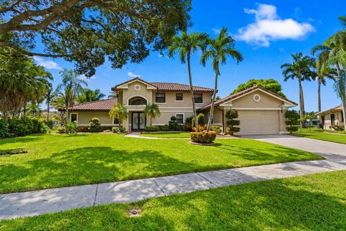 451 Nw 194th Ave, Pembroke Pines, FL, 33029-3265 | Card Image
