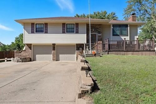 2006 N Concord Rd, Independence, MO, 64058-1230 | Card Image