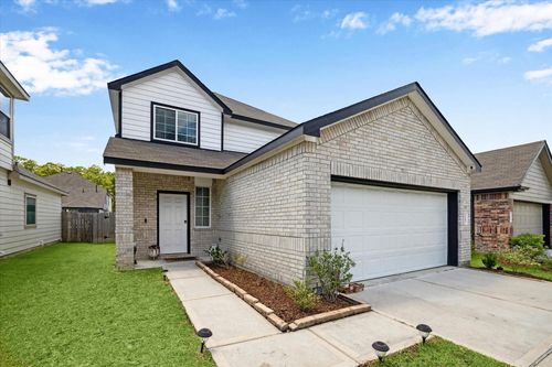 2442 Tavo Trail Dr, Conroe, TX, 77301-2588 | Card Image