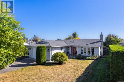 358 Temple St, House other with 2 bedrooms, 2 bathrooms and 5 parking in Parksville BC | Image 1