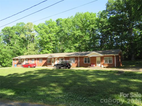 144 Nottingham Dr, Forest City, NC, 28043-6230 | Card Image
