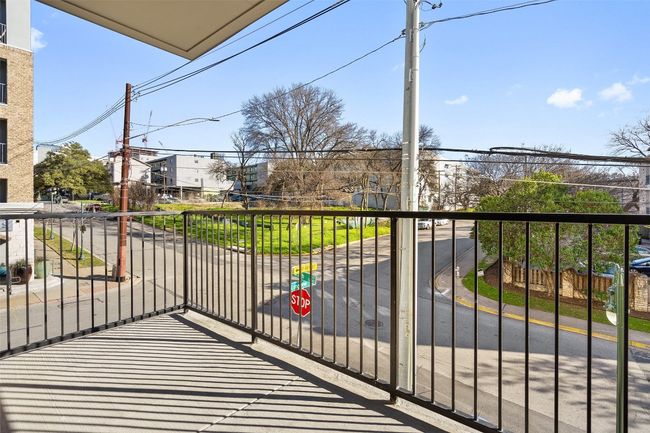 APT-222 - 2500 Longview St, Condo with 2 bedrooms, 2 bathrooms and 2 parking in Austin TX | Image 21
