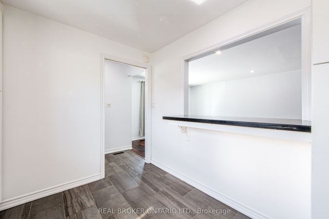 855 Miriam Rd, House other with 5 bedrooms, 2 bathrooms and 4 parking in Pickering ON | Image 6