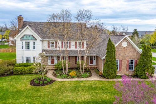 383 Barn Swallow Lane, Vernon Hills, IL, 60061 | Card Image