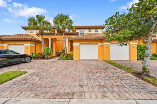 23-e-12805 Nw 83rd Ct, Parkland, FL, 33076-4910 | Card Image