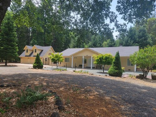 335 Cornett Ln, Cave Junction, OR, 97523-9789 | Card Image