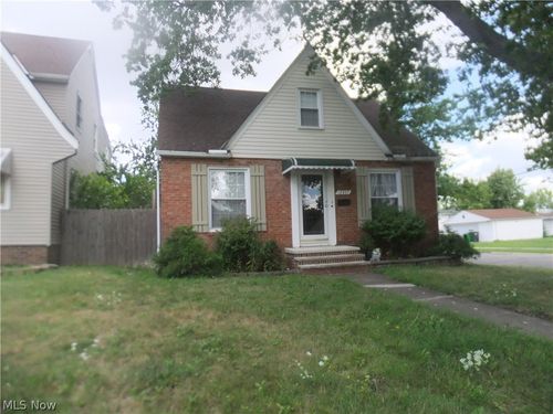 12927 Grannis Rd, Garfield Heights, OH, 44125-4411 | Card Image
