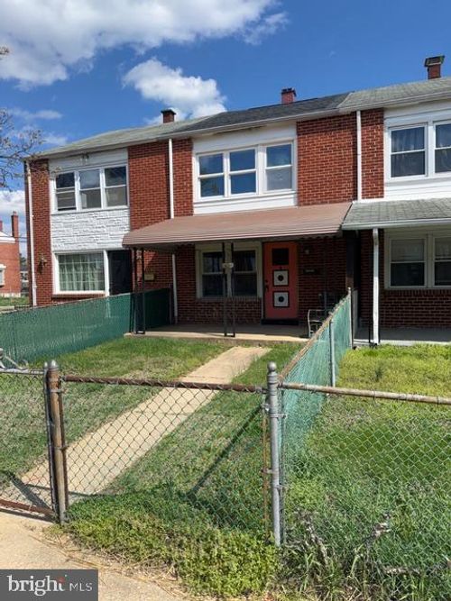 2003 Larkhall Rd, DUNDALK, MD, 21222-5606 | Card Image