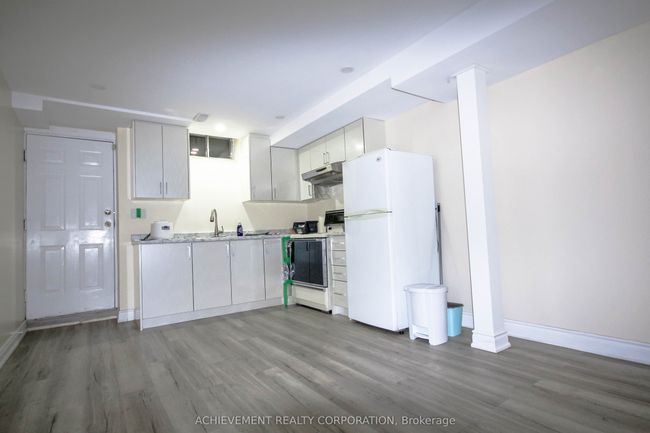 19 Wedgewood Pl, House attached with 4 bedrooms, 4 bathrooms and 1 parking in Concord ON | Image 8