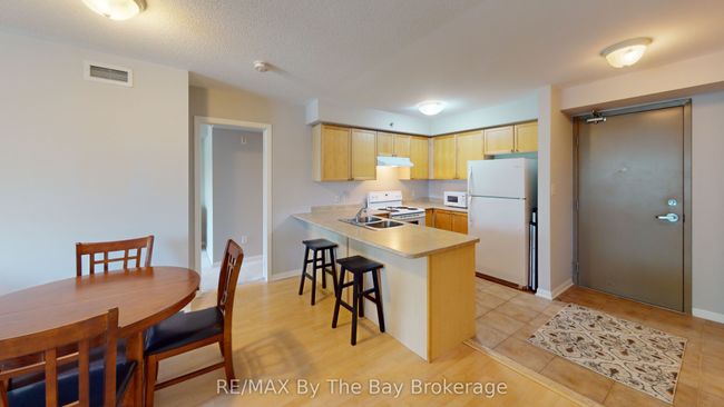 211 - 16 Westbury Rd, Condo with 2 bedrooms, 2 bathrooms and 1 parking in Wasaga Beach ON | Image 22
