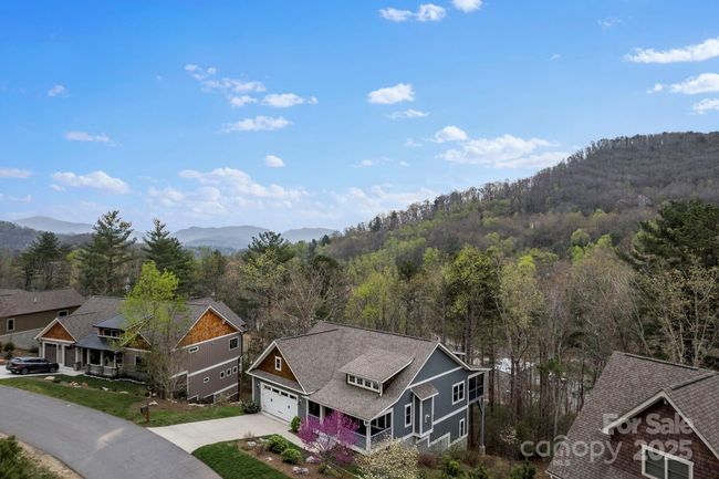 16 Sugarland Ridge Rd, House other with 3 bedrooms, 3 bathrooms and null parking in Fairview NC | Image 36