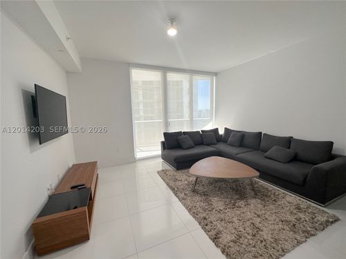 2502-488 Ne 18th St, Miami, FL, 33132-1303 | Card Image