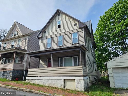 413 10th St, Altoona, PA, 16602-3732 | Card Image