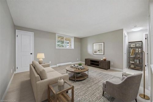 803-565 Greenfield Ave, Kitchener, ON, N2C2P5 | Card Image