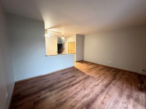2446-2446 Oak Tree Ln, Plainfield, IL, 60586-7192 | Card Image