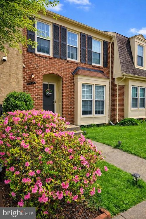 10443 Malone Ct, FAIRFAX, VA, 22032-2373 | Card Image