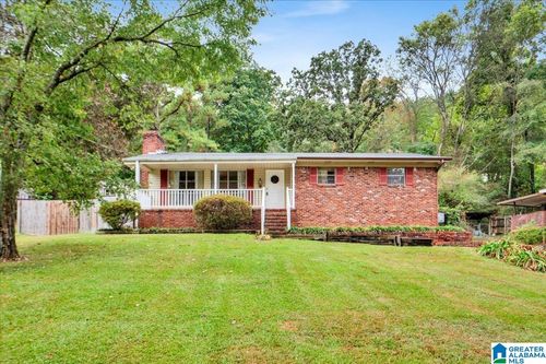140 King Valley Dr, Pelham, AL, 35124-1914 | Card Image