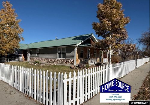 102 E Jefferson Ave, Riverton, WY, 82501-4317 | Card Image