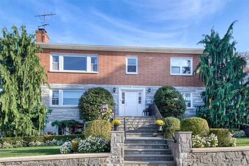 2-222 Park Ave, Harrison, NY, 10528-4311 | Card Image