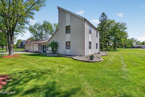 314 Dublin Ln, Bryan, OH, 43506-9135 | Card Image