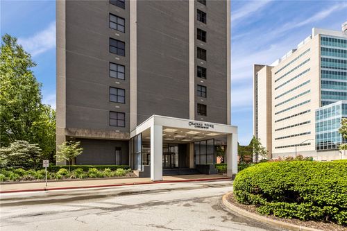 16h-112 Washington Pl, Pittsburgh, PA, 15219-3430 | Card Image