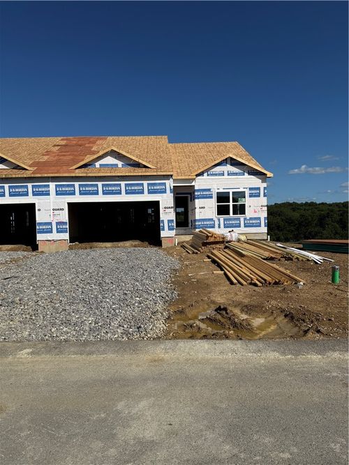 151 Smith Ln, Beaver Falls, PA, 15010-1237 | Card Image