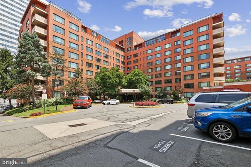 1138-1021 Arlington Blvd, ARLINGTON, VA, 22209-2241 | Card Image